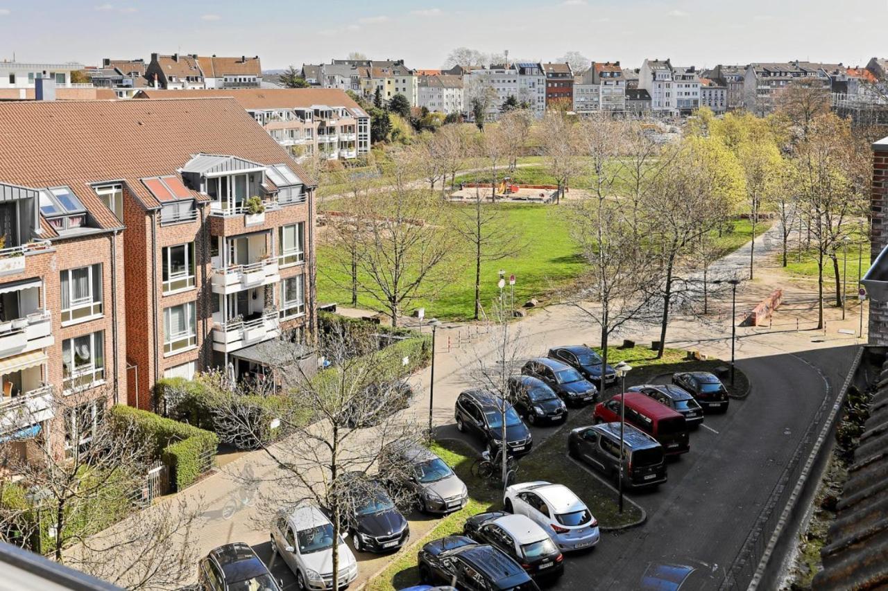 'Traveller Lodge' Grosszuegiges Apartment - 3 Bedroom 10Min To Hbf, Full Kitchen, Homeoffice, Netflix, Wifi Düsseldorf Eksteriør bilde